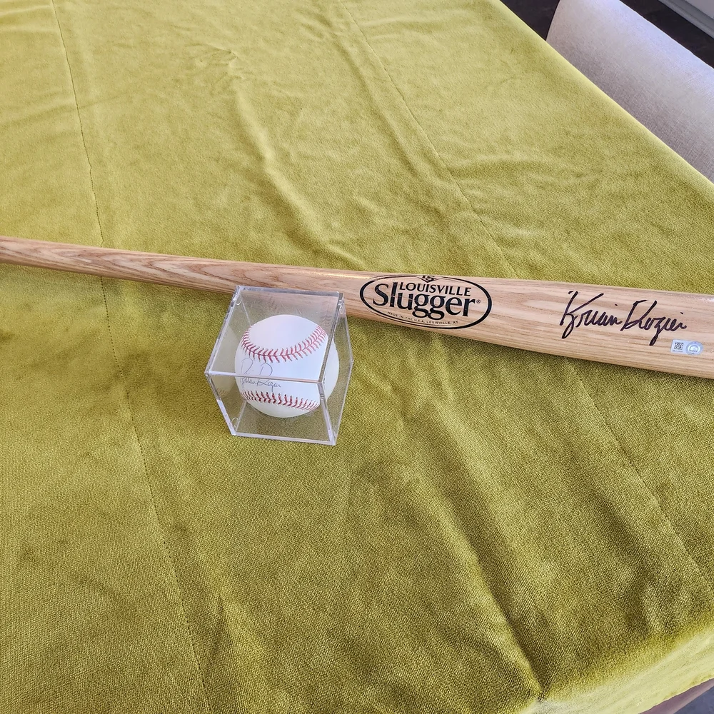 Louisville Slugger Signed Baseball Bat Twins Player Brian Dozier - Picture 3 of 3